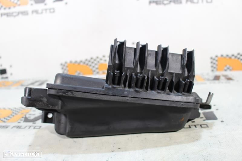 Módulo De Vácuo Mercedes-Benz C-Class (W204)  A6510700468 / A 651 070 - 3