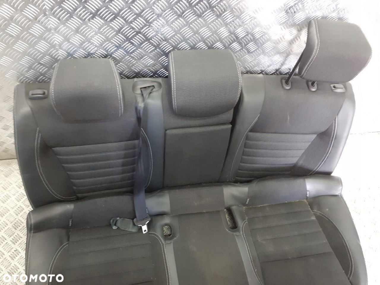 FOTELE KOMPLET+ BOCZKI RENAULT LAGUNA III HB 2.0 DCI - 6