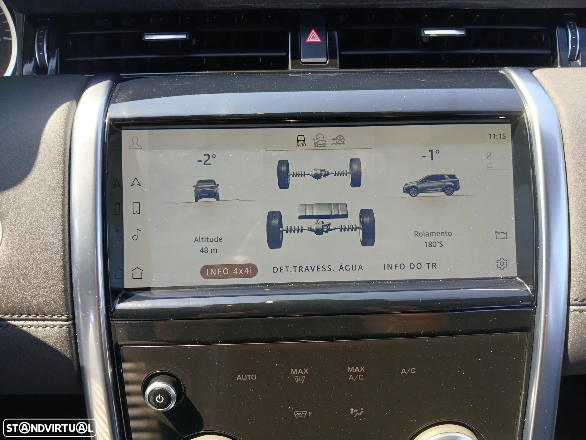 Land Rover Discovery Sport 1.5 I3 P300e AWD R-Dynamic SE - 29