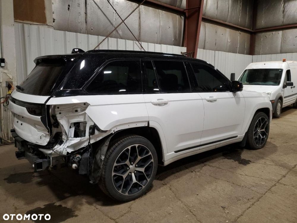 Jeep Grand Cherokee - 4