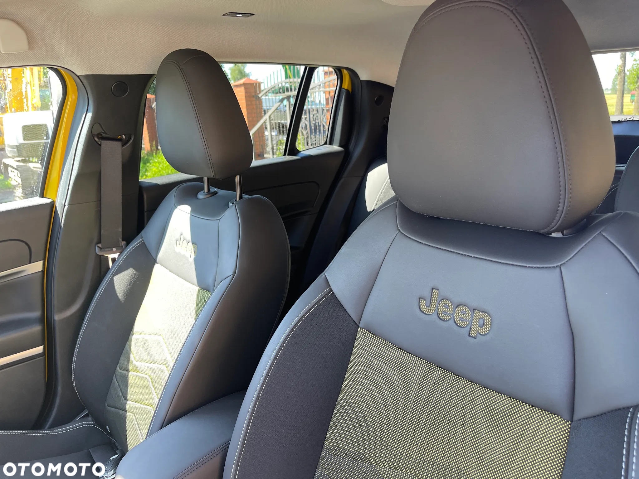 Jeep Avenger 54kWh Summit - 12