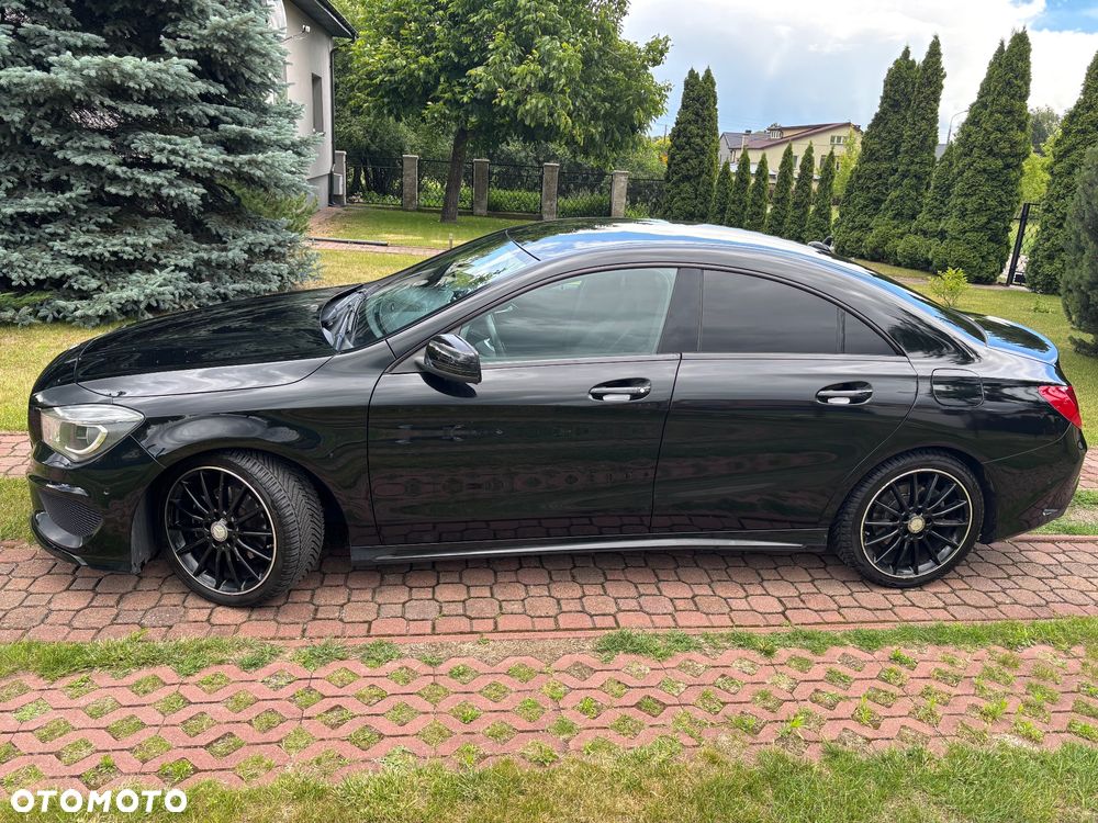 Mercedes-Benz CLA 180 AMG Line - 5