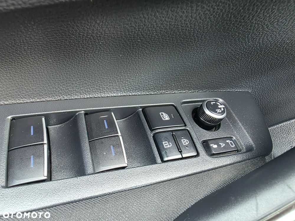 Toyota Corolla 1.8 Hybrid Comfort - 11