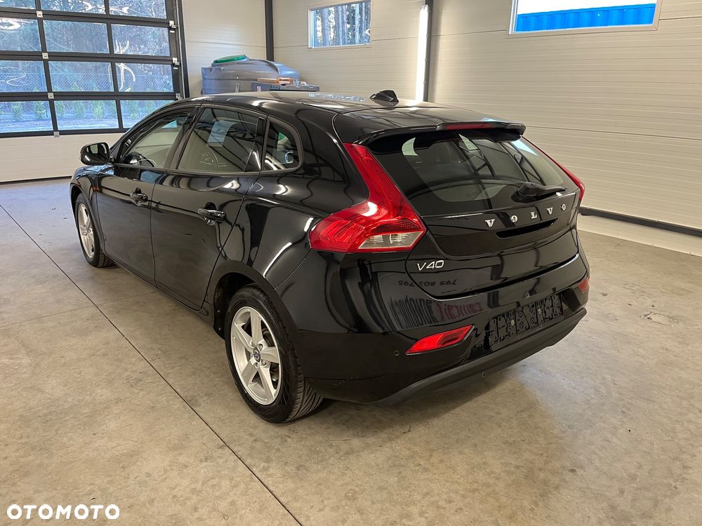 Volvo V40 D2 - 6