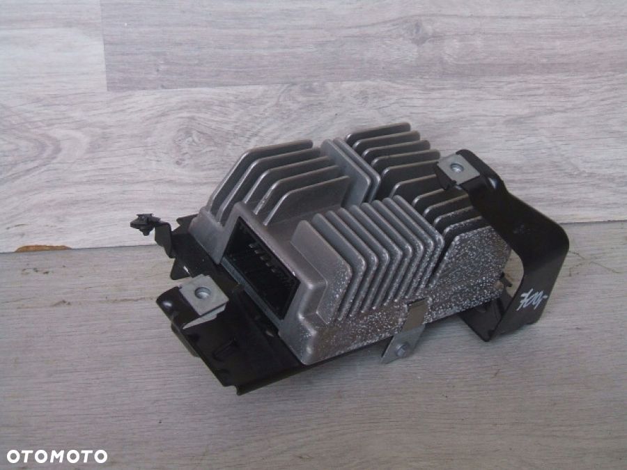 BMW F45 F46 WZMACNIACZ AUDIO 65129352016-01 9352016 - 2