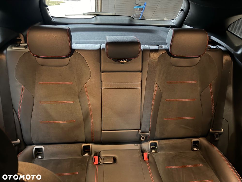 Mercedes-Benz EQA 250+ 70.5kWh AMG Line - 17