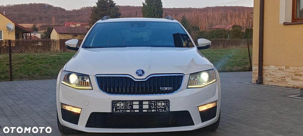 Skoda Octavia 2.0 TDI RS - 10