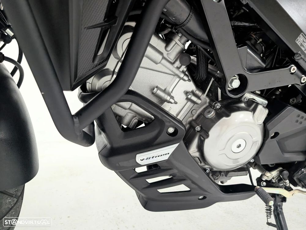 Suzuki v-strom V-Strom 650 Sport Adventure Tourer - 26