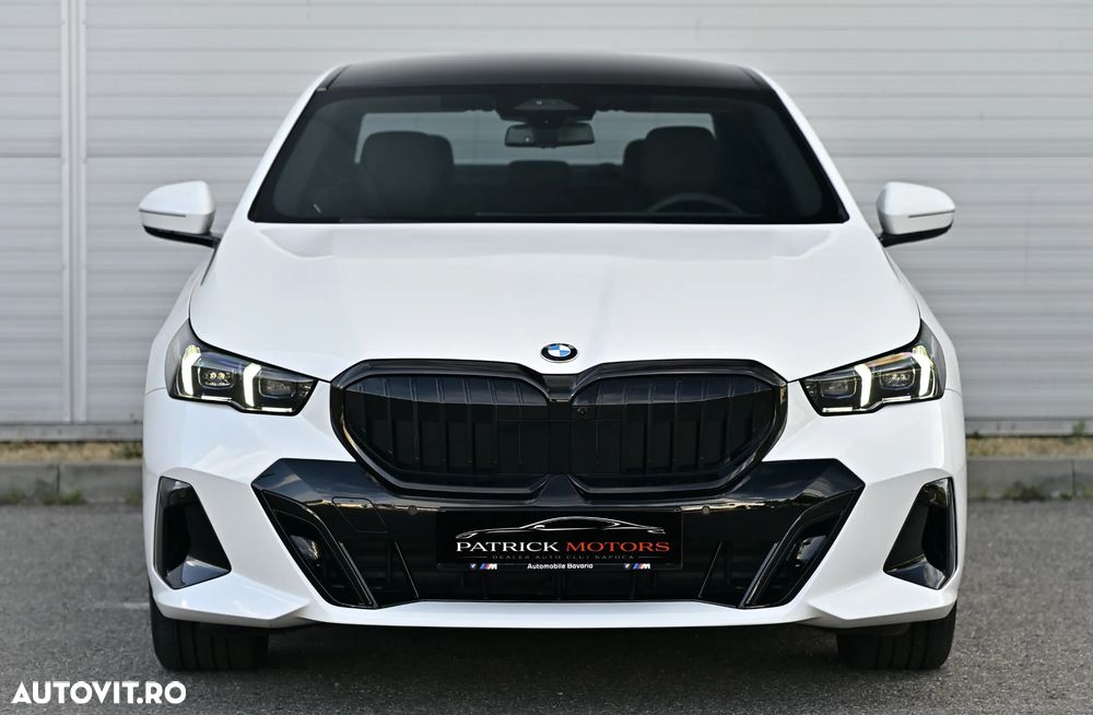 BMW Seria 5 530i xDrive AT - 1
