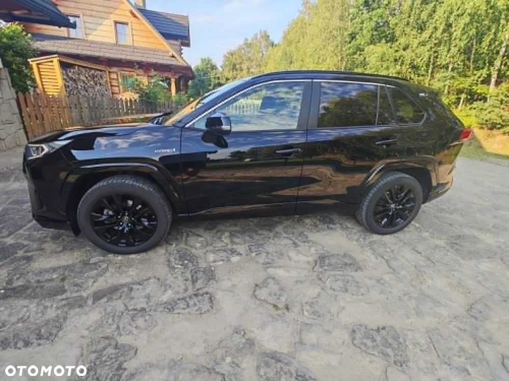 Toyota RAV4 - 8