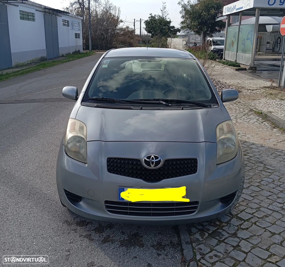 Toyota Yaris 1.0 VVT-i - 3