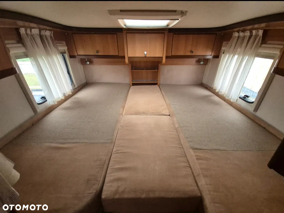 Hymer-Eriba T674CL - 9