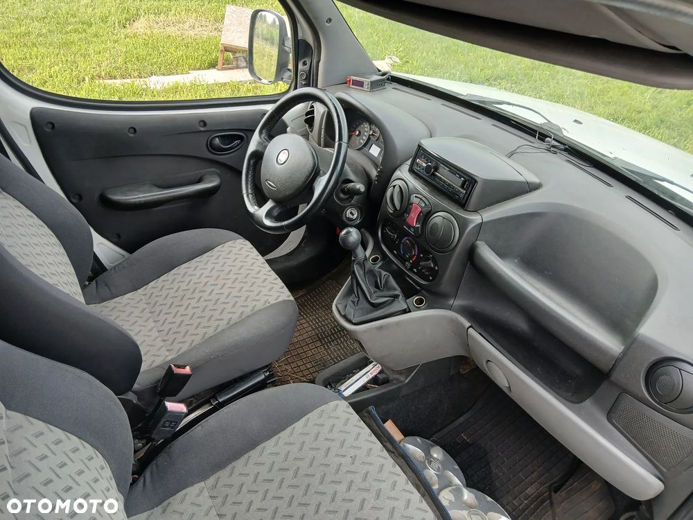 Fiat Doblo - 12