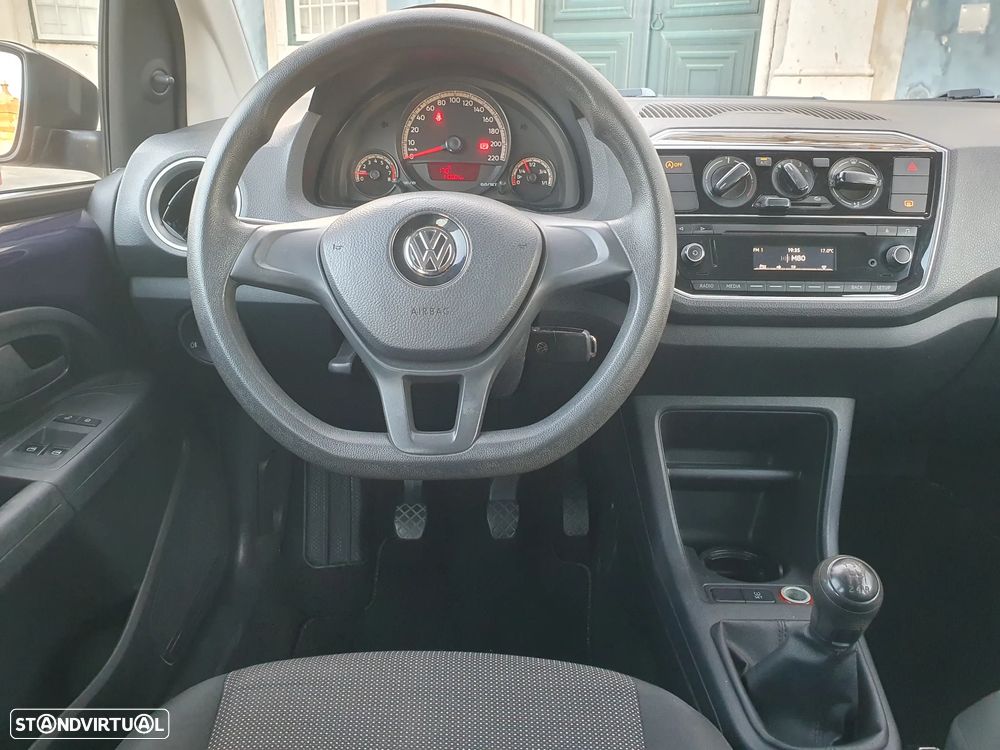 VW Up! 1.0 BMT Move - 23