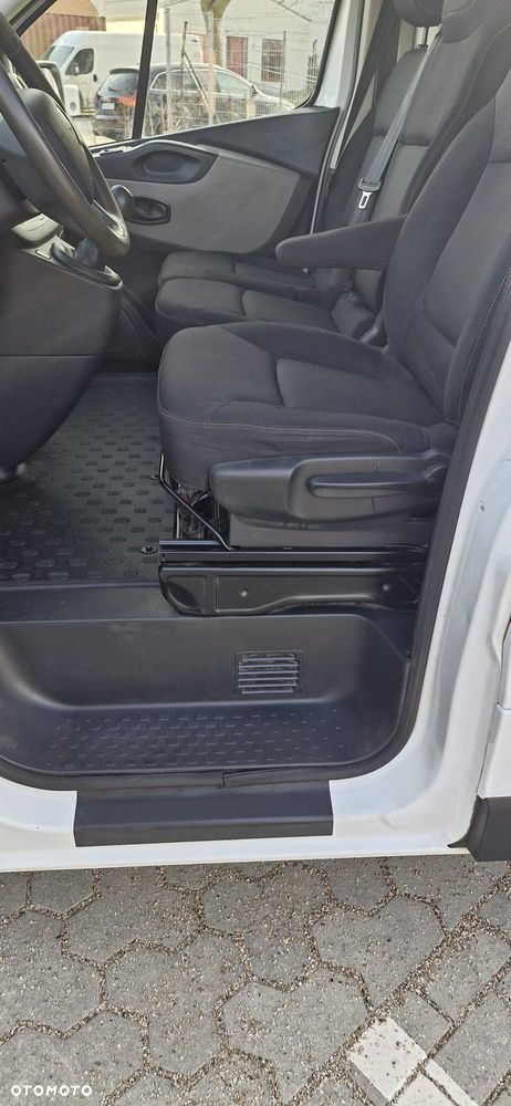 Renault Trafic - 13