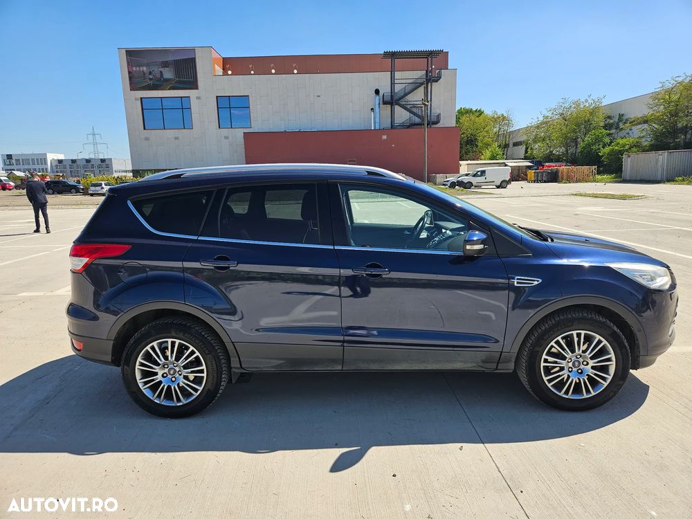 Ford Kuga 2.0 TDCi Powershift 4WD Titanium - 8