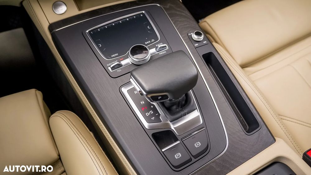 Audi Q5 2.0 45 TFSI S tronic quattro Sport - 24