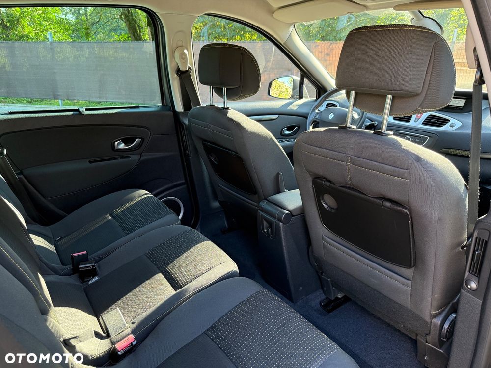 Renault Grand Scenic 1.6 16V 110 Dynamique - 31