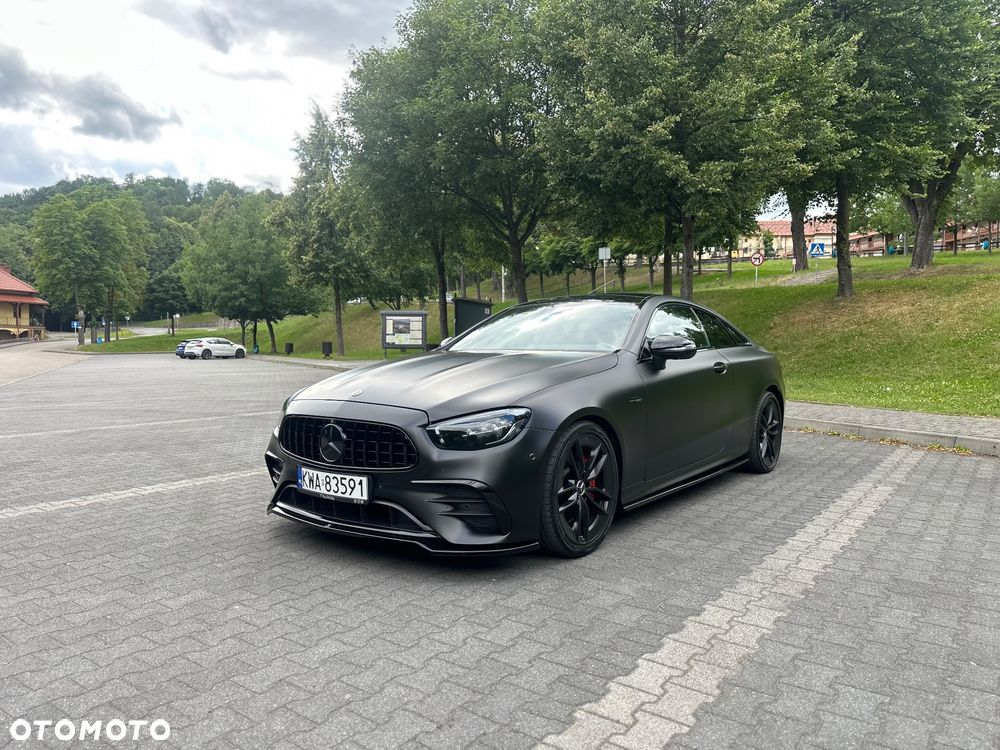 Mercedes-Benz Klasa E AMG 53 4-Matic+ 9G-TRONIC - 32