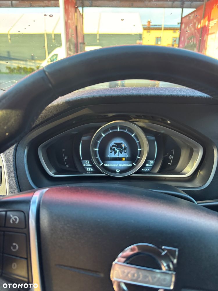 Volvo V40 D2 Momentum - 20