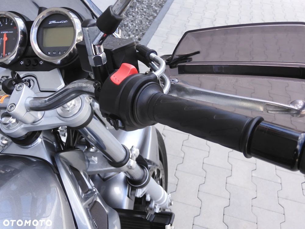 Suzuki Bandit - 21
