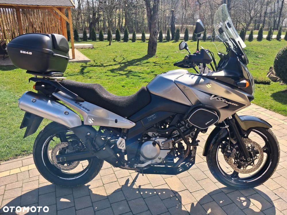 Suzuki V-STROM - 2
