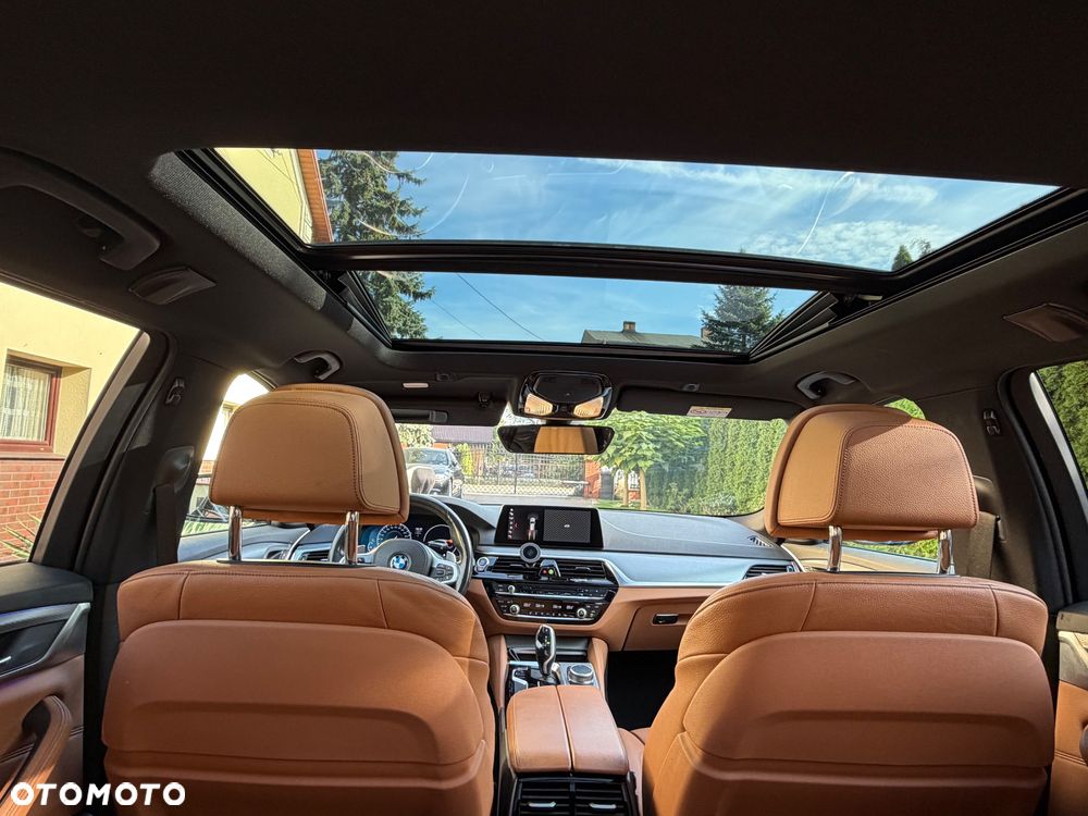 BMW Seria 5 530d M Sport sport - 25