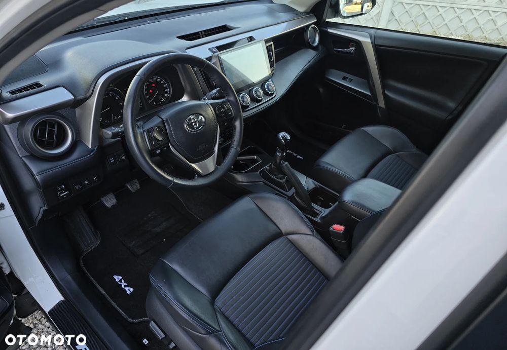 Toyota RAV4 2.0 Premium 4x4 - 15