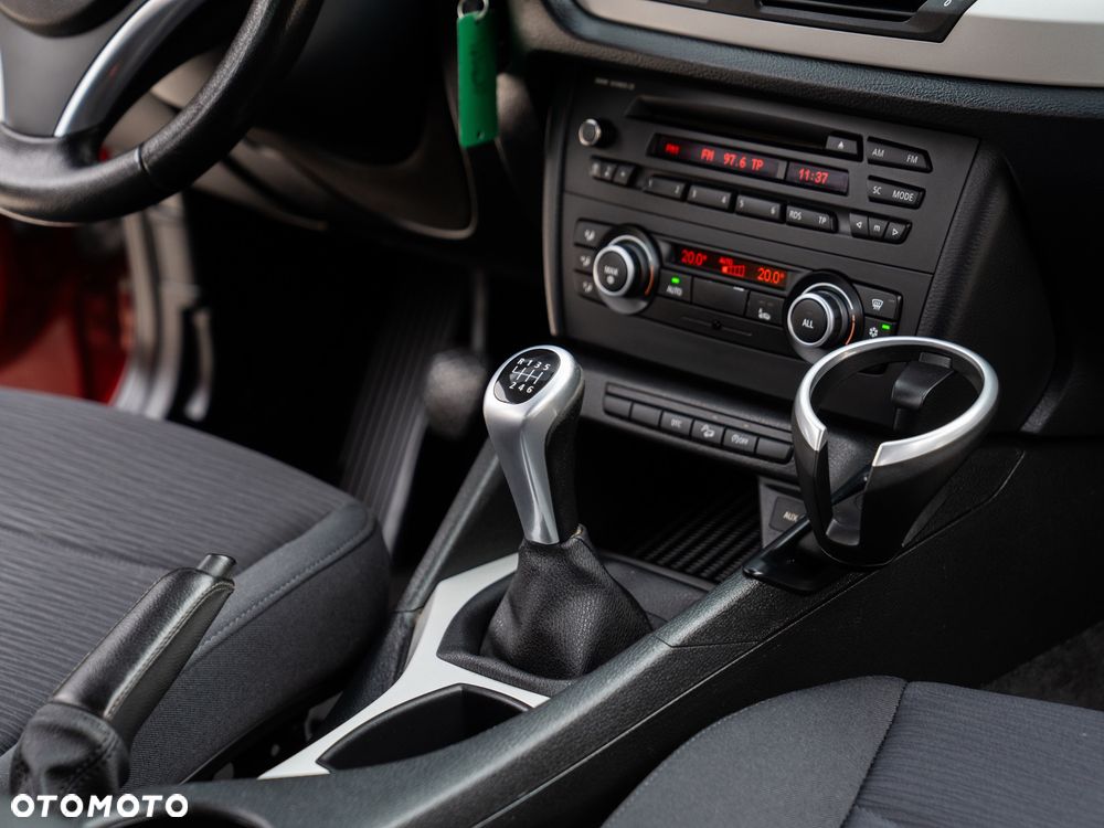 BMW X1 xDrive18d - 33
