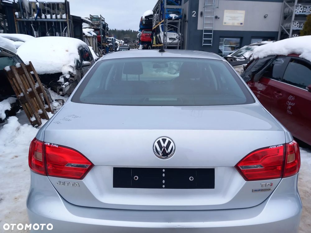 VW JETTA A6 13R KLAPA BAGAŻNIKA TYLNA TYŁ KOLOR: LA7W - 1