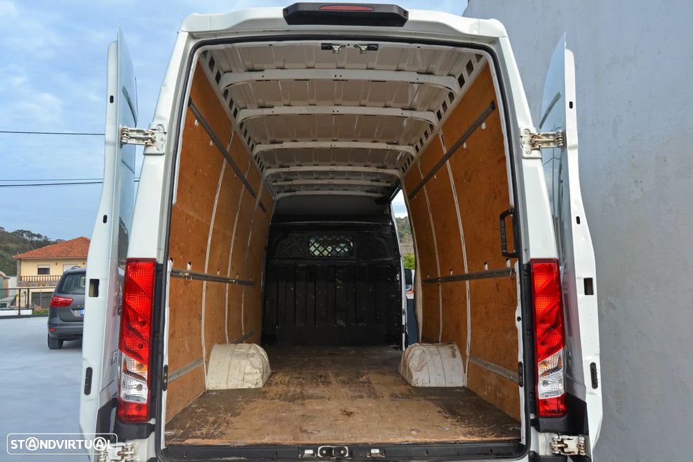 Iveco Daily 35C13 Rodado Duplo - IVA DEDUTÍVEL - 20