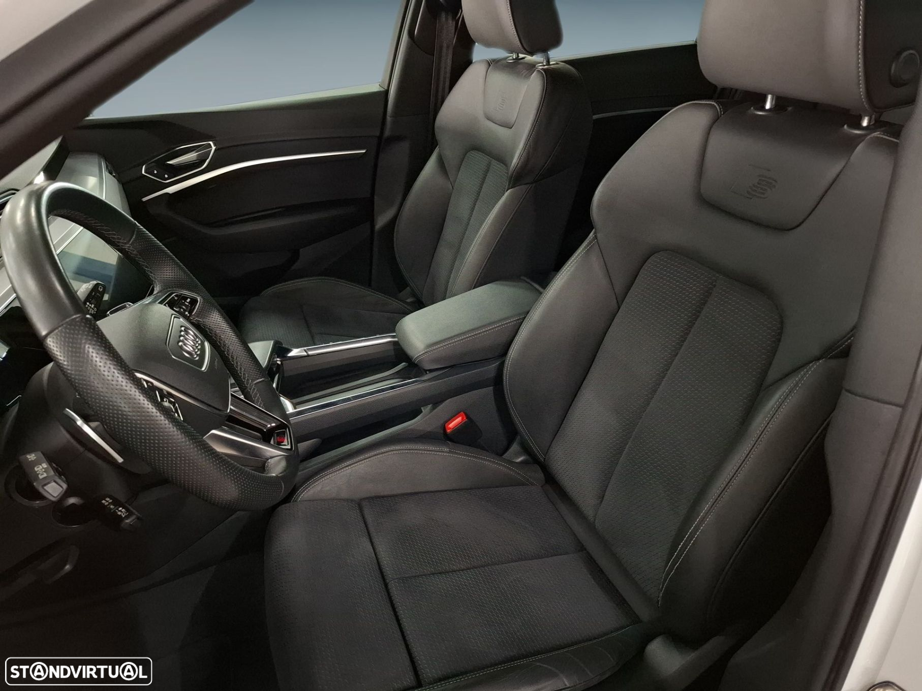 Audi e-tron 55 quattro S line - 11