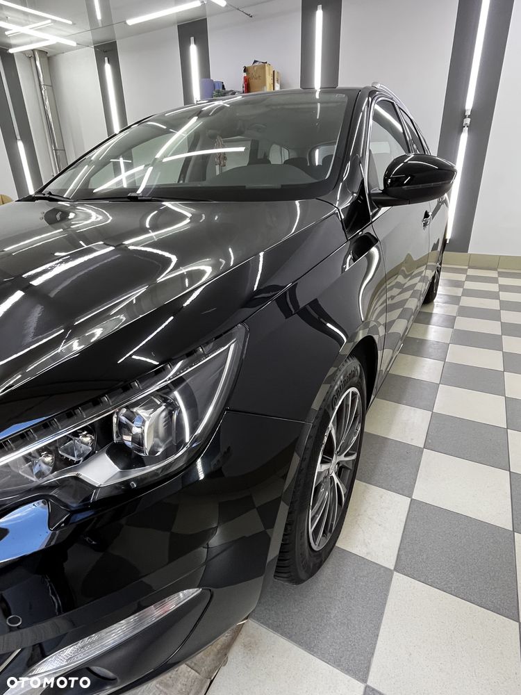 Peugeot 308 - 3