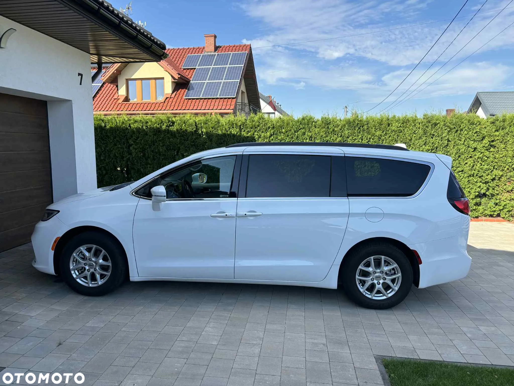 Chrysler Pacifica - 14