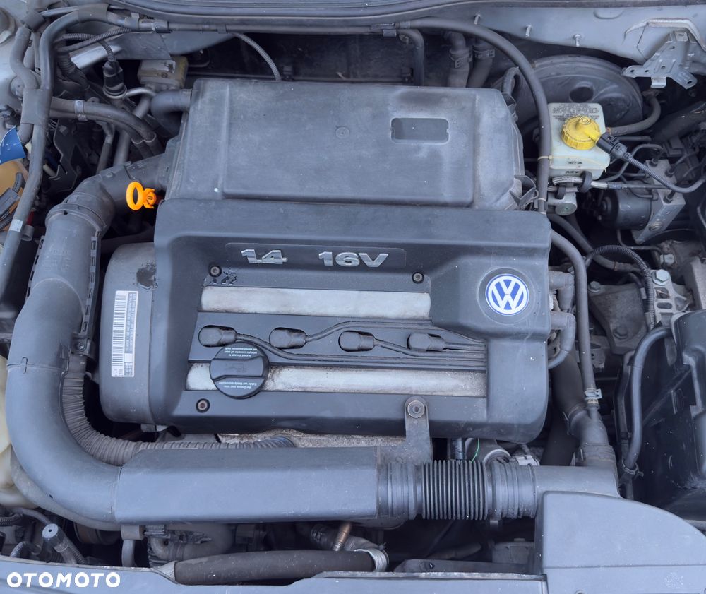 Volkswagen Bora 1.4 Basis - 17