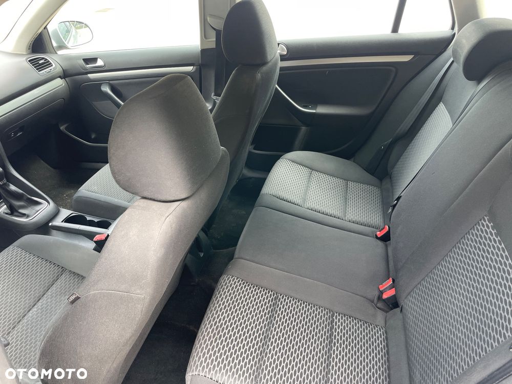 Volkswagen Golf 1.6 TDI BMT Comfortline - 8