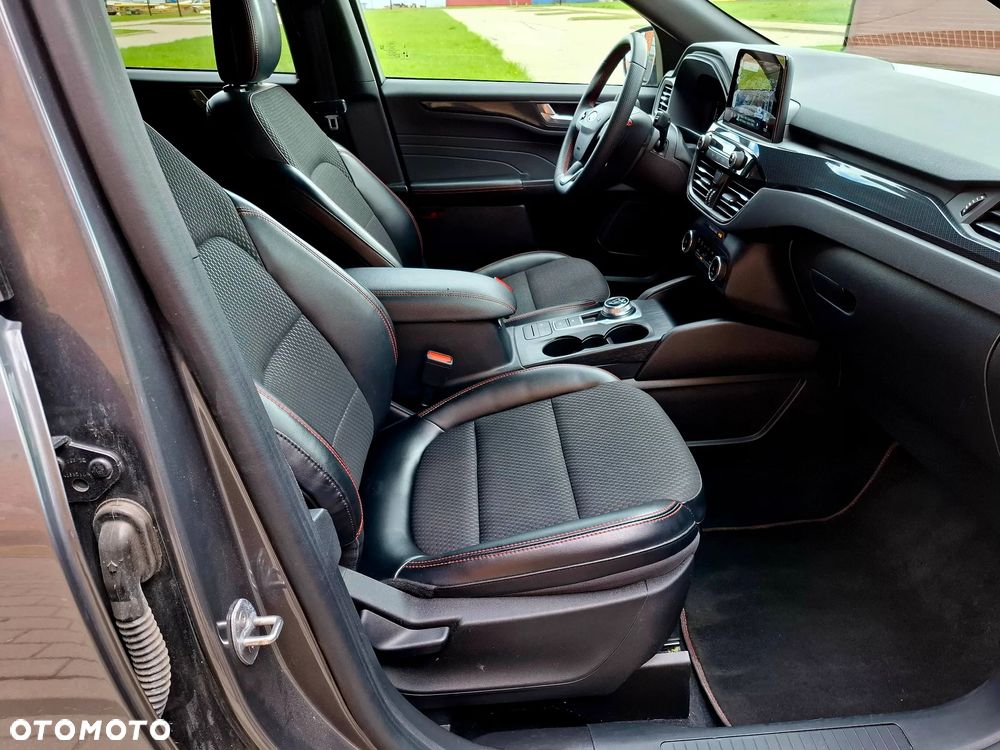 Ford Kuga - 20