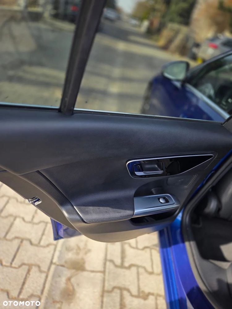 Mercedes-Benz Klasa C 200 mHEV 4-Matic Avantgarde - 18