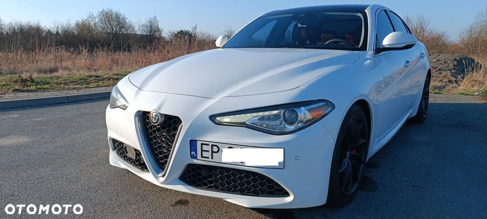 Alfa Romeo Giulia - 7