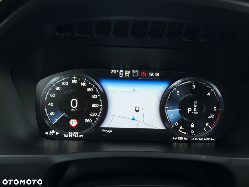 Volvo XC 90 - 18