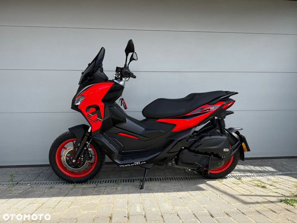 Aprilia SR - 1