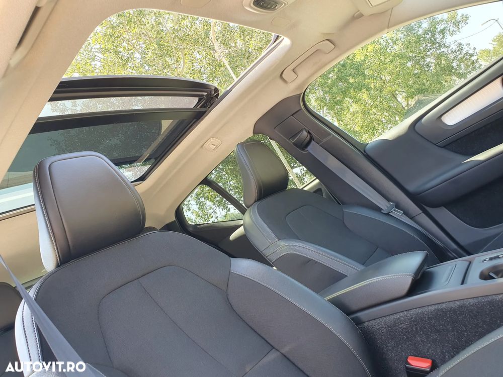 Volvo XC 40 D3 AWD Momentum Pro - 8