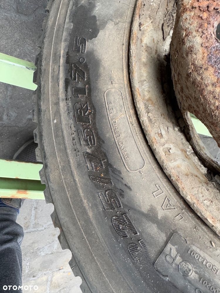 Kompletne koło, felga, opona Kumho 225/75 R17,5 - 3