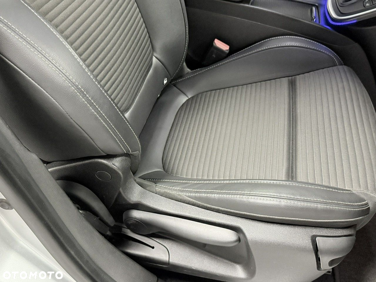 Renault Scenic ENERGY dCi 130 INTENS - 19