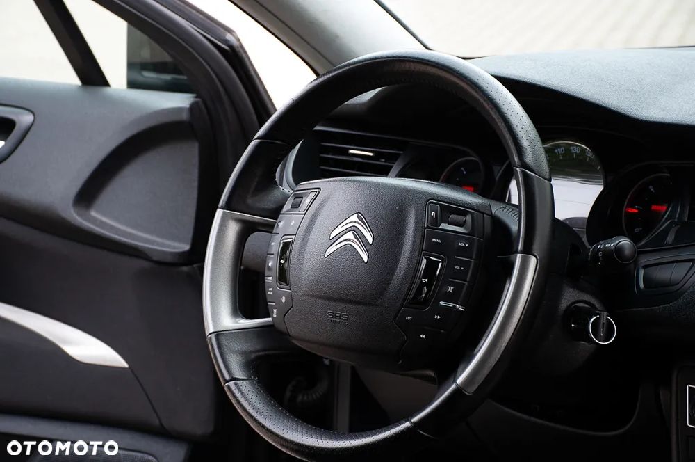 Citroën C5 Tourer HDi 140 FAP Exclusive - 28