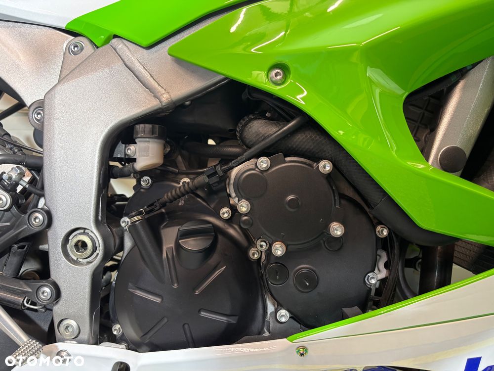 Kawasaki ZX - 16