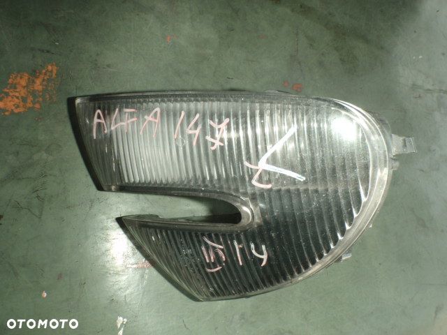 kierunkowskaz kierunek lampa tył halogen alfa romeo 147 156  oryginał - 5