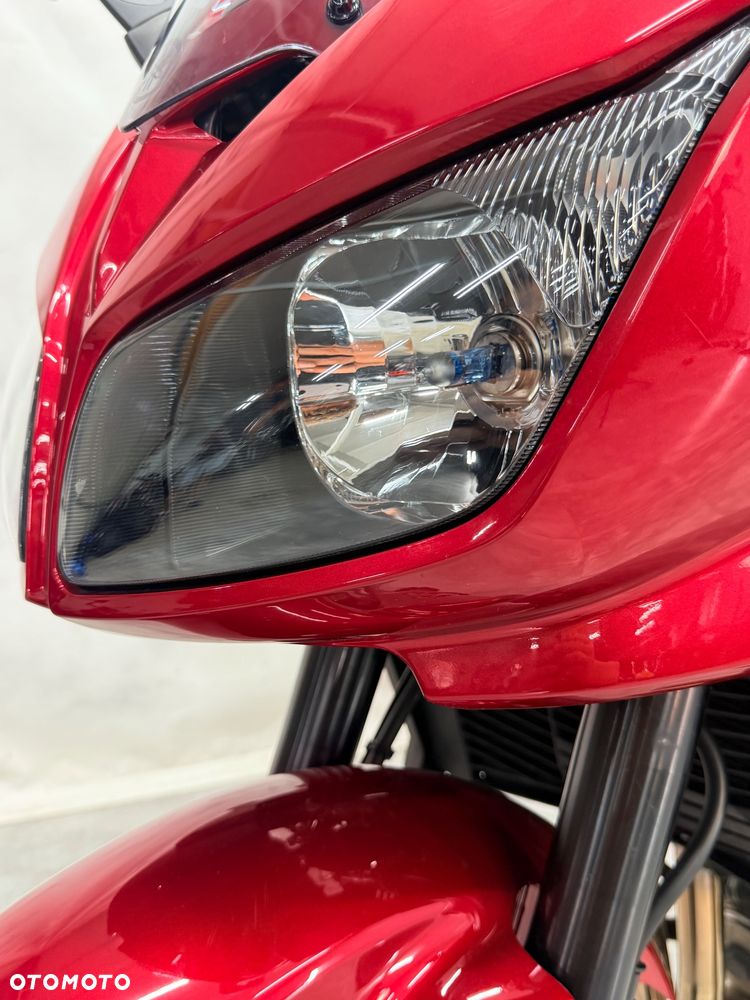 Yamaha FZ - 17
