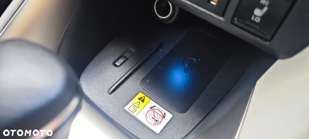 Toyota Yaris Hybrid 1.5 Executive - 10