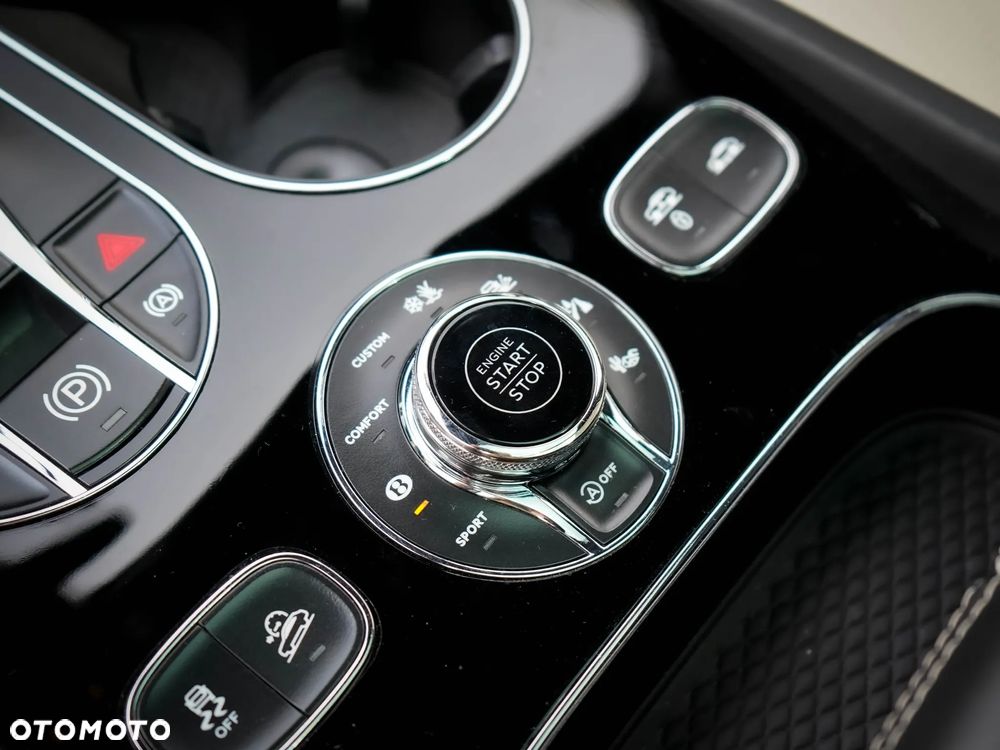 Bentley Bentayga W12 - 25